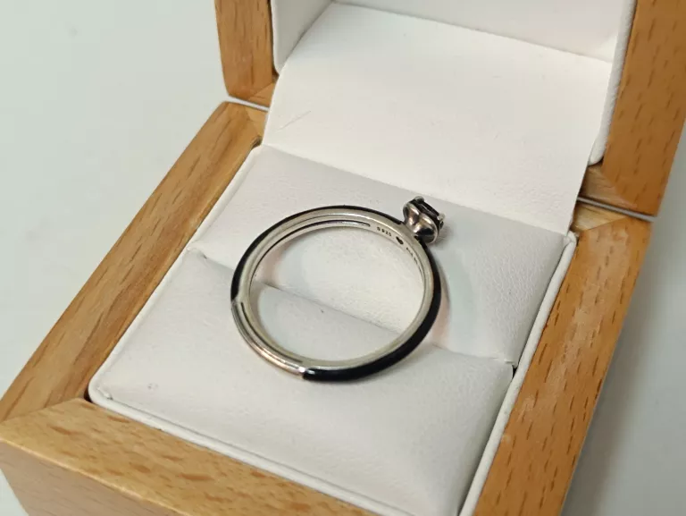 PIĘKNY SREBRNY PIERŚCIONEK PANDORA PR 925 ROZ 20 SERCE