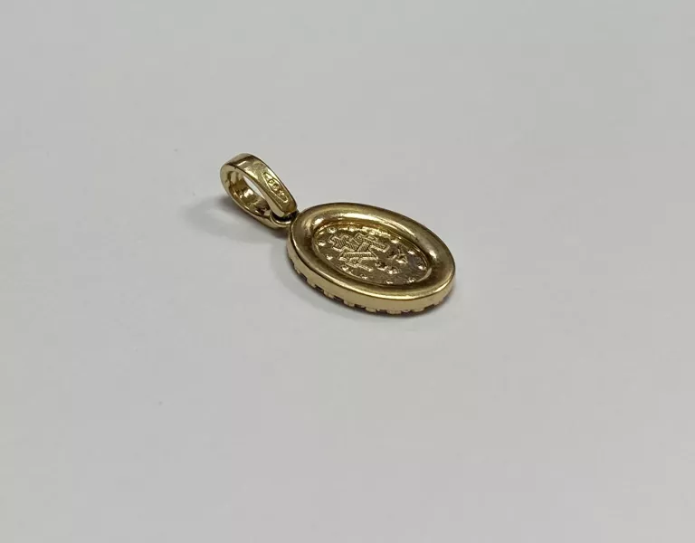 KLASYCZNY ZŁOTY MEDALIK PR.585