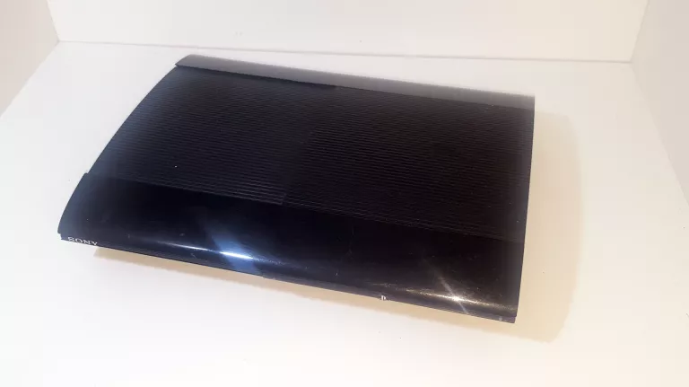 KONSOLA PS3 500G + 2 ORYGINALNE PADY OKABLOWANIE