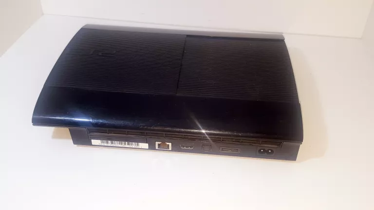 KONSOLA PS3 500G + 2 ORYGINALNE PADY OKABLOWANIE