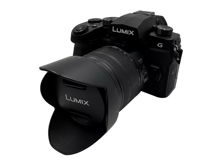 APARAT CYFROWY BEZLUSTERKOWY PANASONIC LUMIX DC-G90 + 14-140MM 3700 ZDJĘĆ!