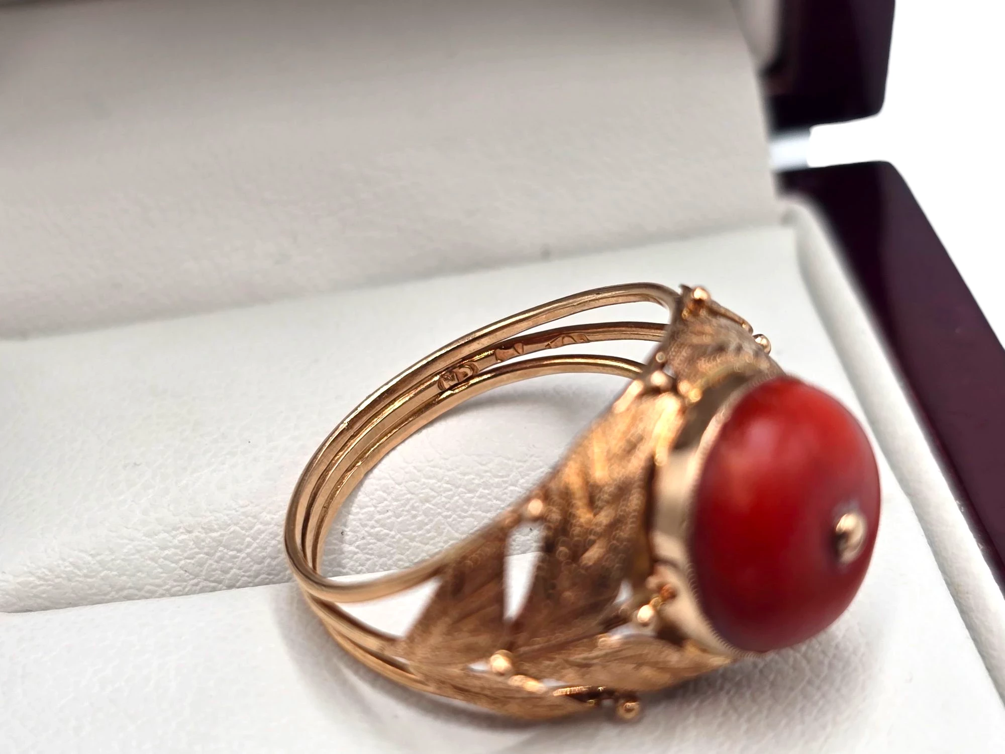 zloty-pierscionek-z-koralem-423g-585-r18-rodzaj-2205-2