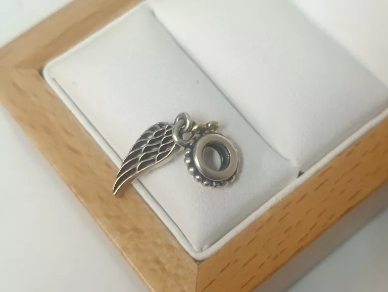 PIĘKNY SREBRNY CHARMS PANDORA SKRZYDŁO PR 925