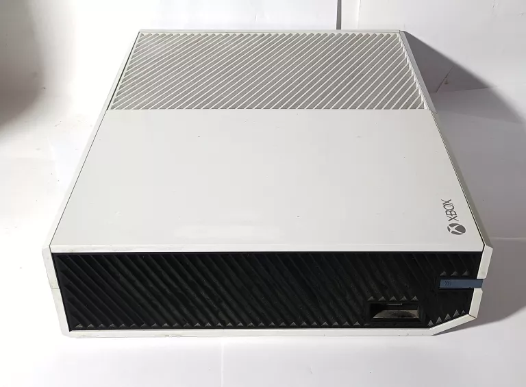 KONSOLA XBOX ONE 1540 BIAŁA