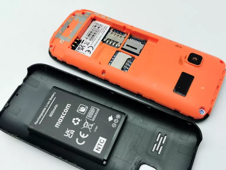 TELEFON KLAWISZOWY MAXCOM CLASSIC MM142