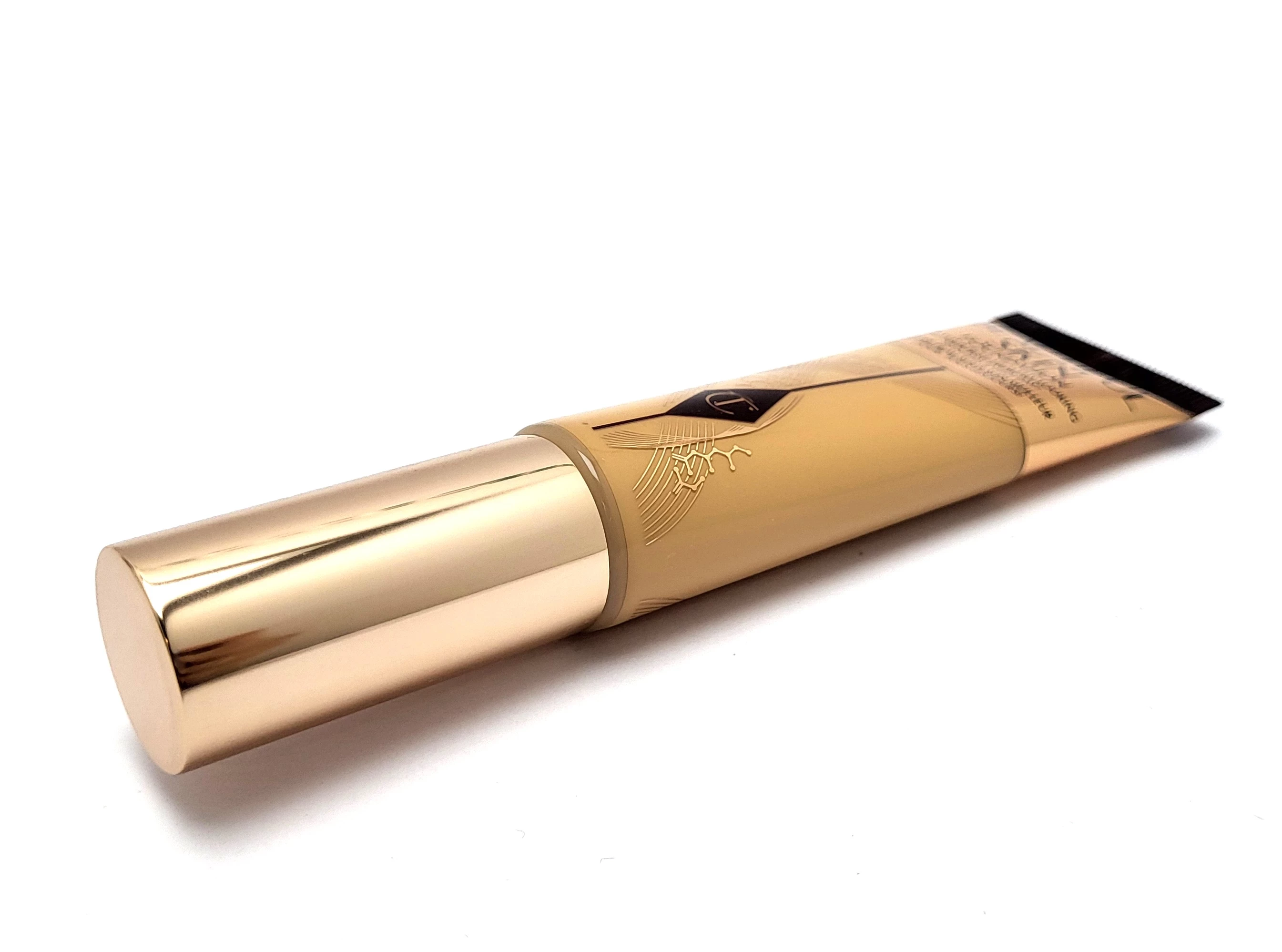 podklad-charlotte-tilbury-beautiful-skin-ean-gtin-5056446600286