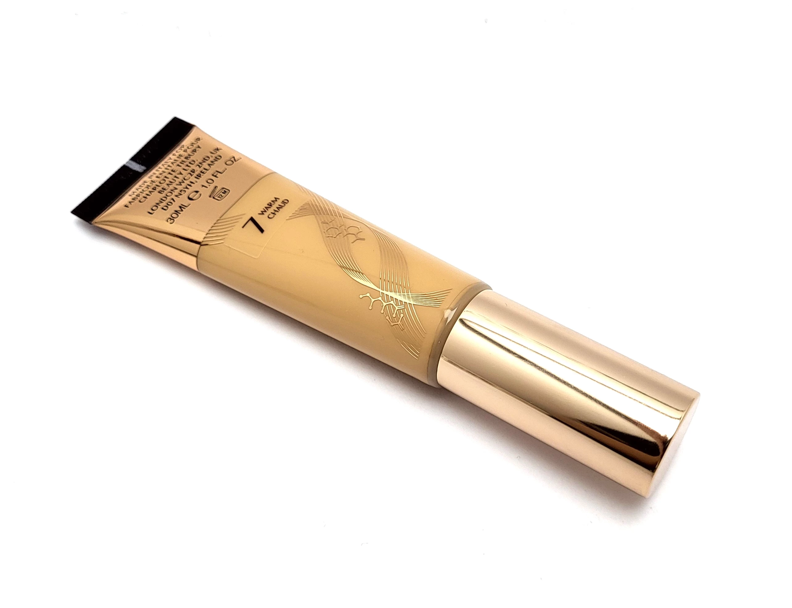 podklad-charlotte-tilbury-beautiful-skin-konsystencja-129874-2