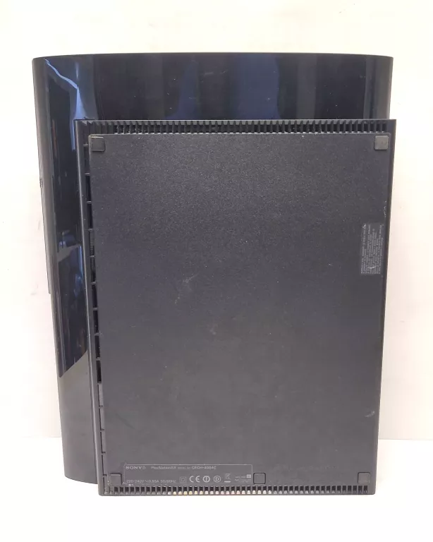 KONSOLA PS3 SUPER SLIM CECH-4004C / USZK. PAD