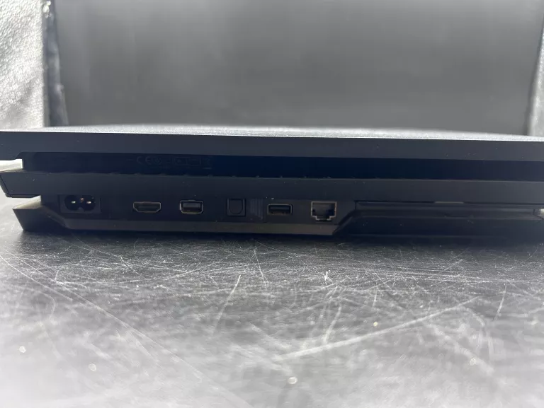 KONSOLA SONY PLAYSTATION 4 (PS4) PRO 1TB + PAD POLECAMY!