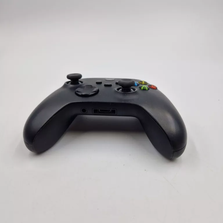 PAD DO KONSOLI XBOX SERIES S/X SPRAWNY !!