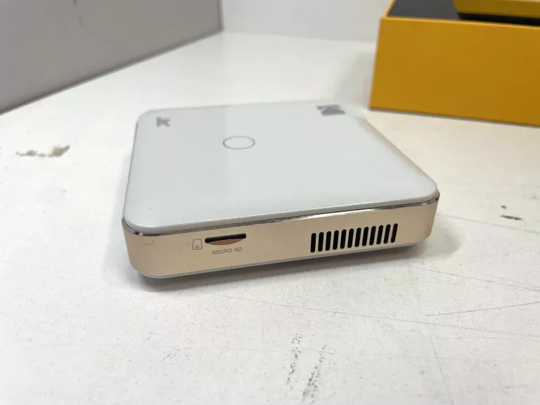 KODAK LUMA 150 PRZENOŚNY PROJEKTOR BEZPRZEWODOWY/PUD/KPL