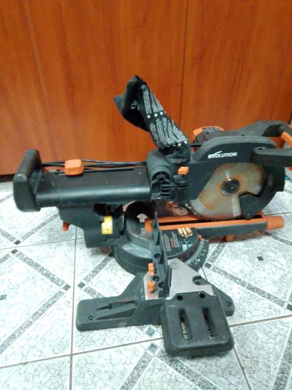EVOLUTION R255 SMS PLUS - PIŁA UKOŚNA Z POSUWEM 255 MM