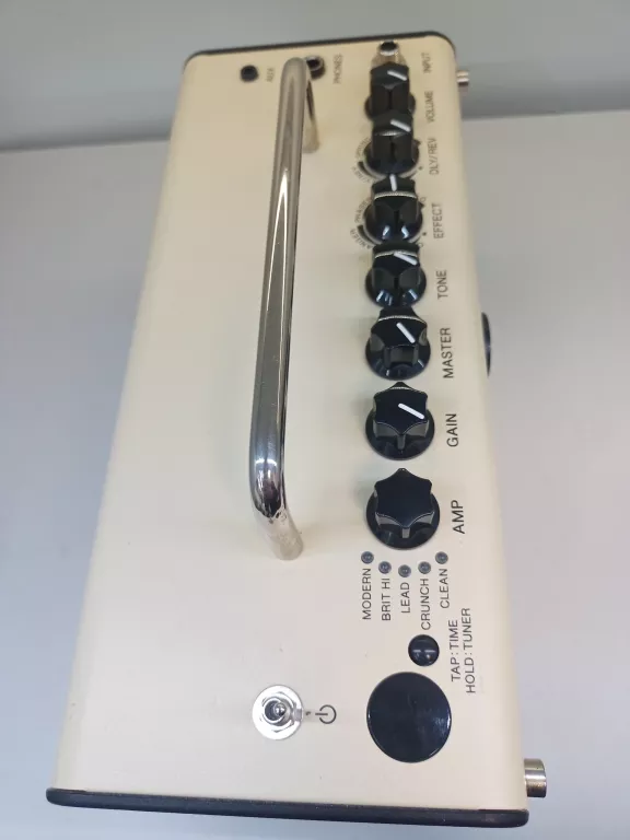 WZMACNIACZ COMBO DO GITARY ELEKTRYCZNEJ YAMAHA THR5