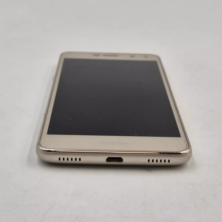 TELEFON HUAWEI Y6 MODEL: MYA-L41 2GB/16GB