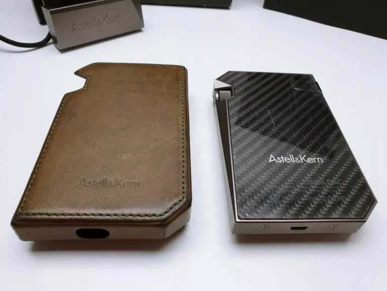 PRZENOŚNY ODTWARZACZ MP3 ASTELL&KERN AK240 256GB + STACJA DOKUJĄCA KOMPLET