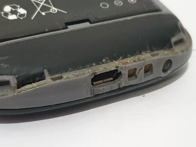 TELEFON KOMÓRKOWY Z PRZYCISKAMI MYPHONE HALO 2