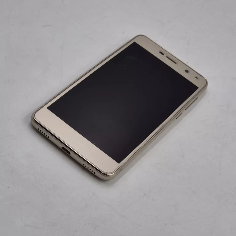 TELEFON HUAWEI Y6 MODEL: MYA-L41 2GB/16GB