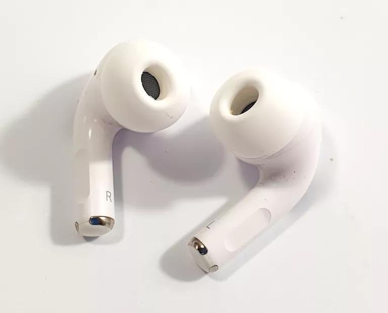 SŁUCHAWKI BEZPRZEWODOWE DOUSZNE APPLE AIRPODS 2. GEN. BLUETOOTH BIAŁE