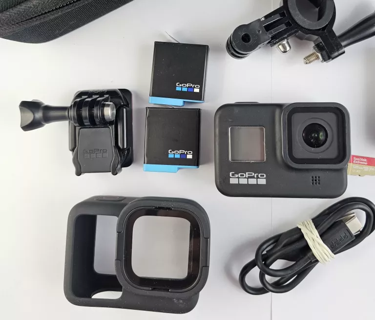 KAMERA GOPRO HERO8 BLACK 2X AKU, ŁADOWARKA, KARTA, PUDEŁKO