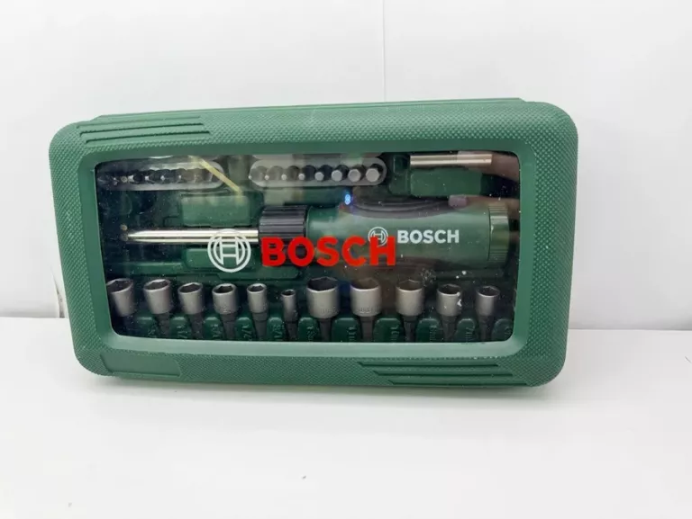 ZESTAW 46 SZT. BITÓW I NASADEK Z GRZECHOTKĄ BOSCH