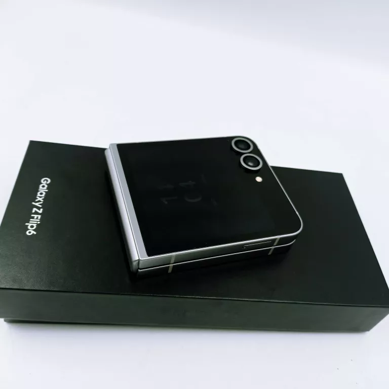 TELEFON SAMSUNG GALAXY Z FLIP 6 @IGŁA PLAY