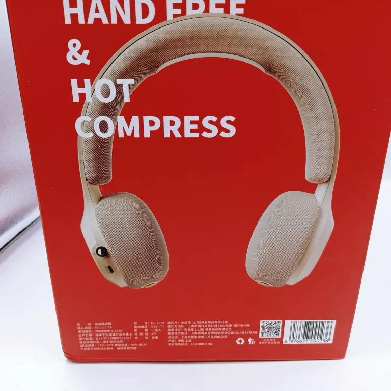 laktator-baby-feeding-snow-bear-at-fabryczny-marka-212122-1032522