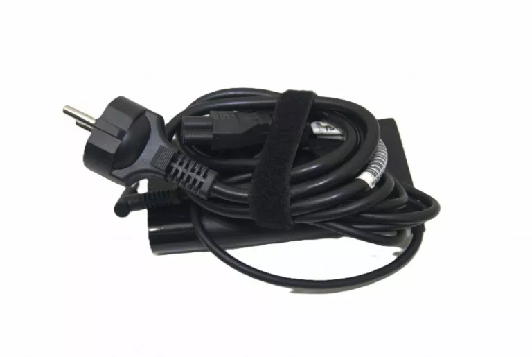 laptop-hp-15-eh1010nw-156-amd-ryzen-3-8-gb-256-gb-rozdzielczosc-px-4474-211457