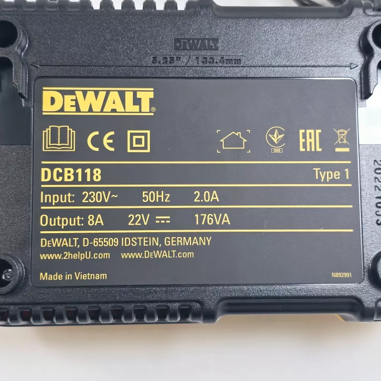 ladowarka-dewalt-xr-dcb118-marka-248811-950256