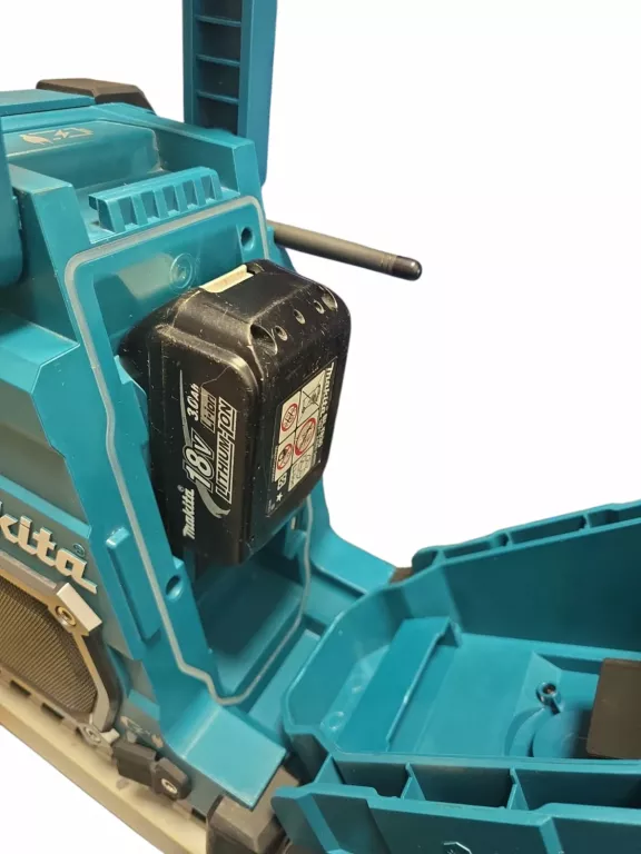RADIO MAKITA DMR 301 + ZASILACZ