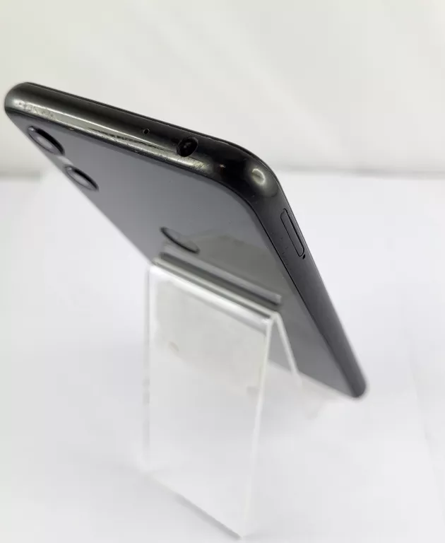 TELEFON MOTOROLA ONE 4/64GB