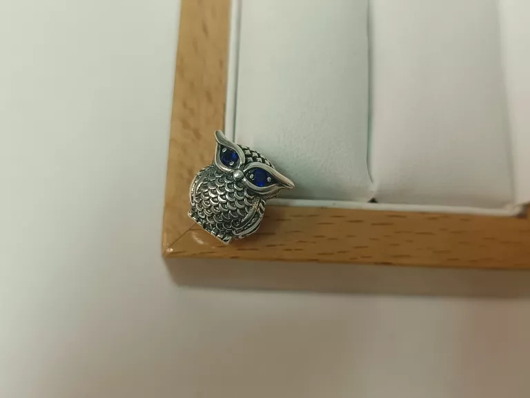 PIĘKNY SREBRNY CHARMS PANDORA PR 925 SOWA