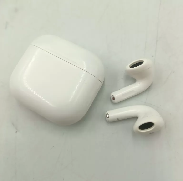 SŁUCHAWKI APPLE AIRPODS 4 A3050 KOMPLET
