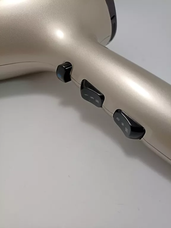 suszarka-remington-ac8005-moc-220000