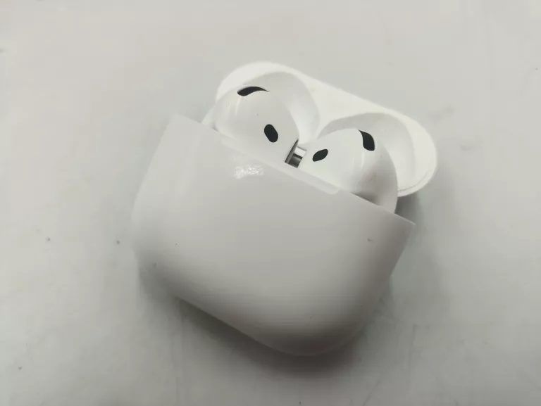 SŁUCHAWKI APPLE AIRPODS 4 A3050 KOMPLET