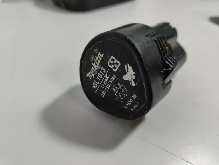 ZESTAW RADIO / WKRĘTARKA MAKITA HP330D