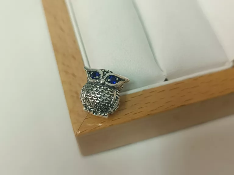 PIĘKNY SREBRNY CHARMS PANDORA PR 925 SOWA