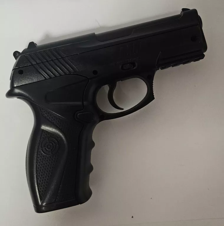 PISTOLET WIATRÓWKA CROSMAN C11