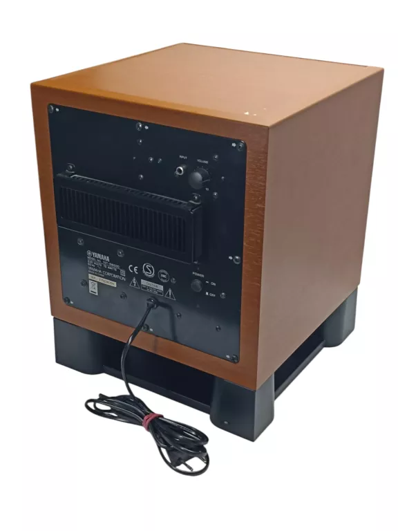 SUBWOOFER YAMAHA SW-030 75 W BARDZO DOBRY STAN!
