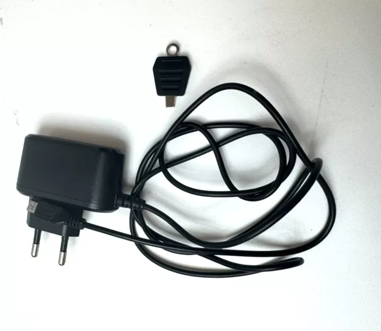 TELEFON KRUGER MATZ IRON 2-SPUCHNIĘTA BATERIA