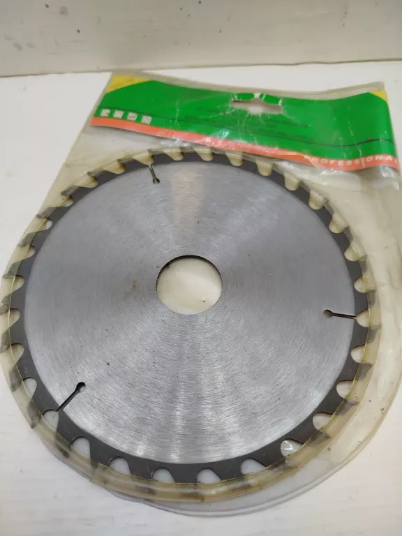 TARCZA LARGO TECH TCT SAW BLADE 180X30TX32H