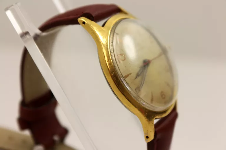 ZEGAREK DOXA ANTIMAGNETIQUE