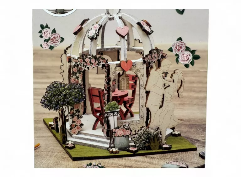 DEKORACJA DIY DREWNIANA RÓŻANA ALTANKA DECO TIME ROMANTIC GARDEN