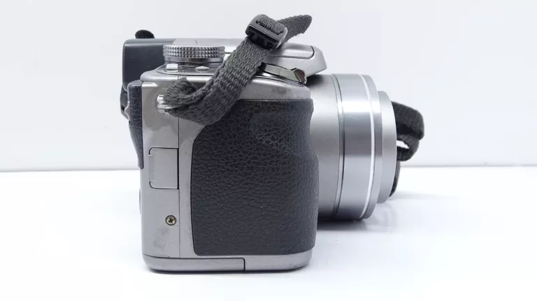 APARAT KOMPAKTOWY PANASONIC DMC-FZ28 ZESTAW