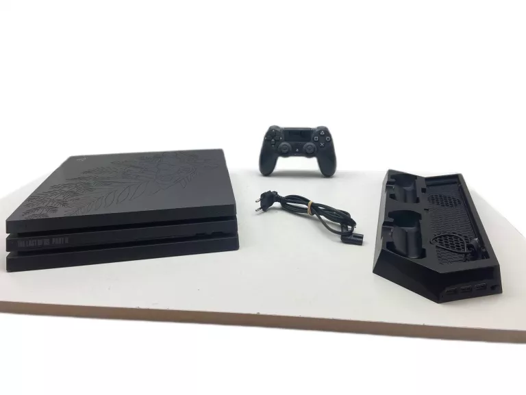 KONSOLA PS4 PRO THE LAST OF US 2 EDITION