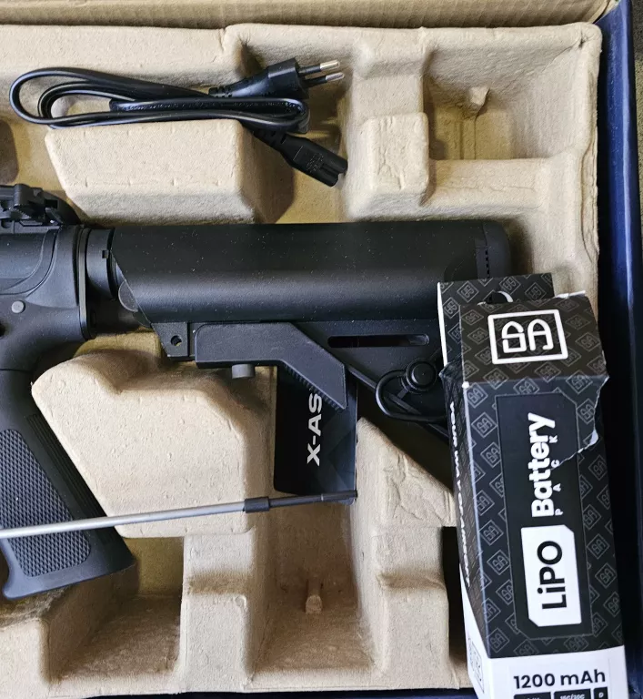 REPLIKA SPECNA ARMS SA F01 FLEX + 2X MAGAZYNEK, ŁADOWARKA, KOLIMATOR