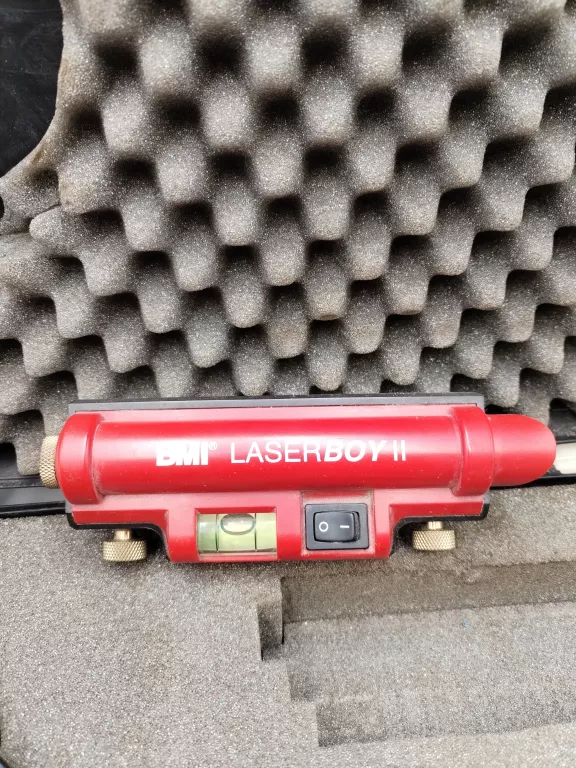 POZIOMICA LASEROWA RUR I PROFILI BMI LASERBOY II