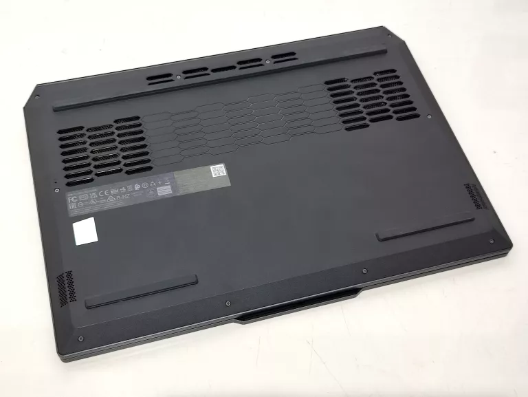 LAPTOP LENOVO LOQ 15IAX9 16GB 500GB SSD RTX 4050 I5 12TH GEN + ZASILACZ