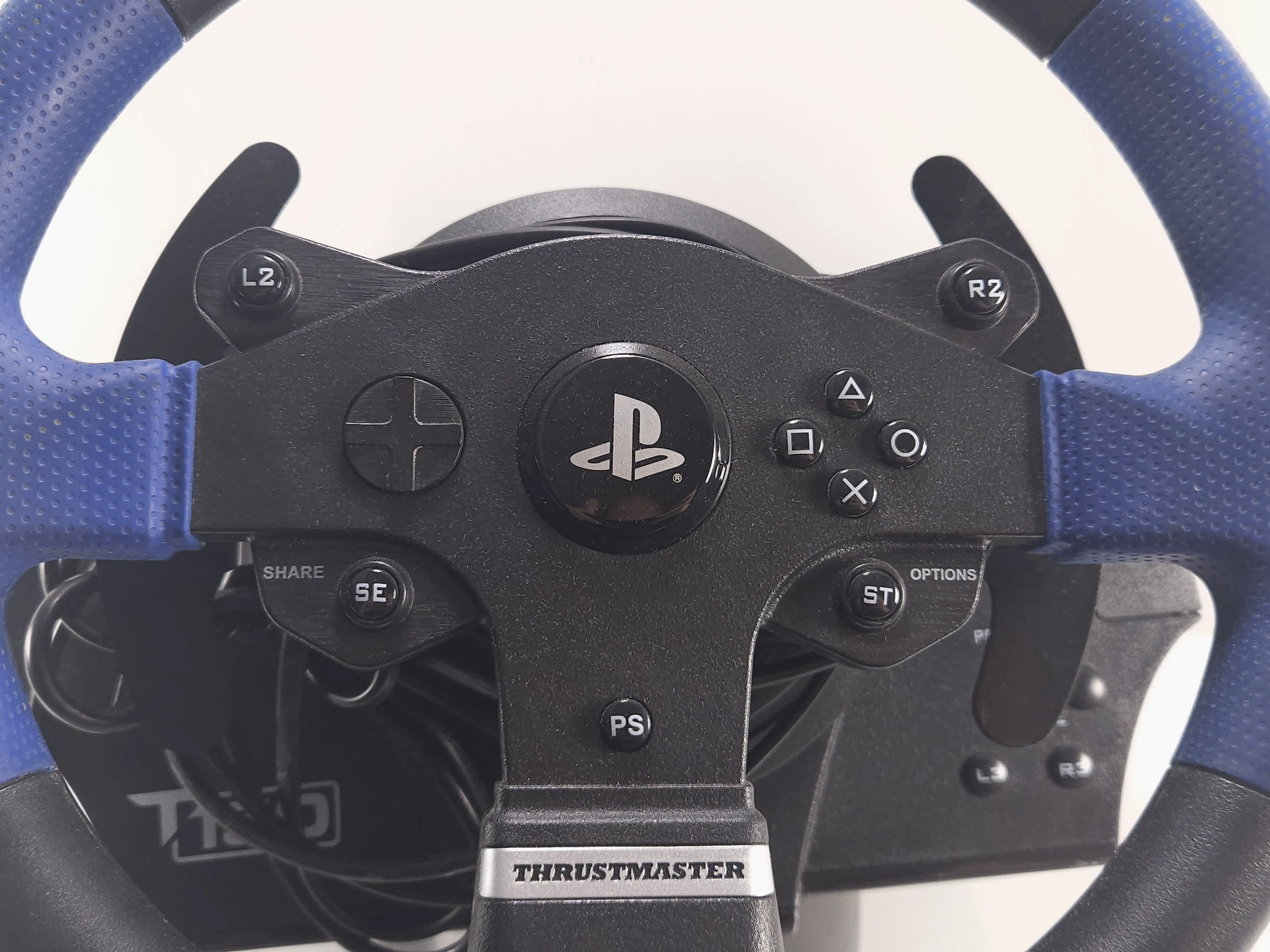 kierownica-thrustmaster-t150-force-feedback-stopnie-nozne-ean-gtin-3362934109745