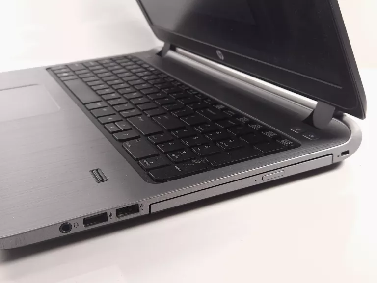 LAPTOP HP PROBOOK 450 G2 I3 I7-4510/ 8GB RAM/ RADEON R5 255/ 240GB SSD