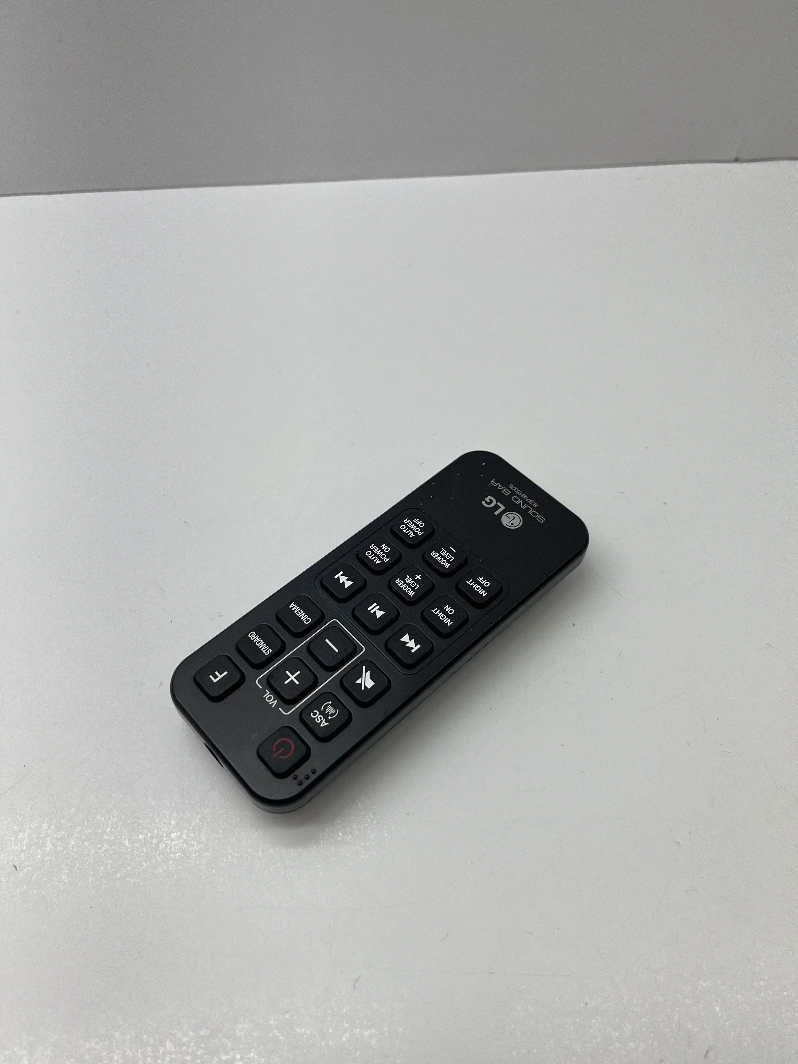 soundbar-lg-sj3-dgbrllz-subwoofer-pilot-pozostale-zlacza-229745-2